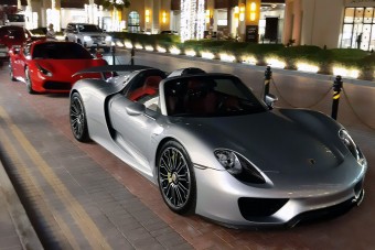 Az ország, ahol valóban 100 Ft a benzin