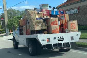 Íme a szállítás fekete öves idiótái, akik szerint a spanifer a gyengék fegyvere