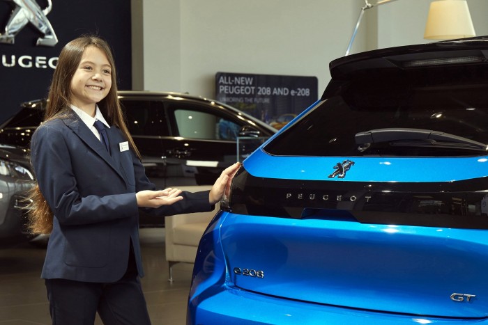 A gyerekeket már csak a villanyautók érdeklik 6 | Vezess A gyerekeket már csak a villanyautók érdeklik 6