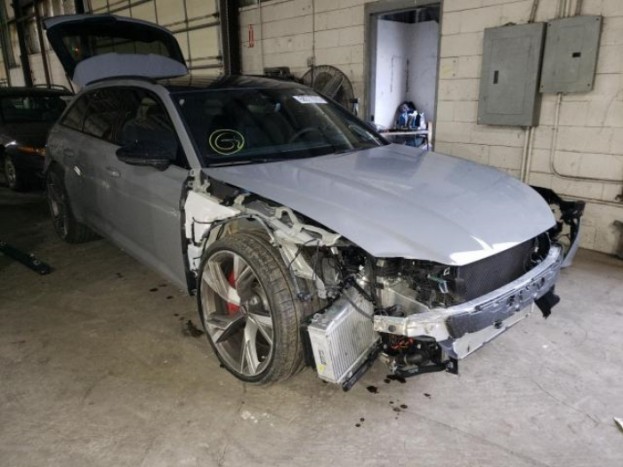 Viseltesen is egy vagyont ér ez az új Audi