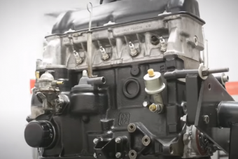 Nem csak ladásoknak élmény látni ahogy ez a 2106-os motor feltámad