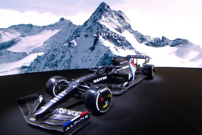 F1: Meglepő külsőt kapott Alonso autója 3