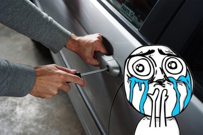 Visszavitték a tolvajok az autót egy cetlivel a szélvédőn