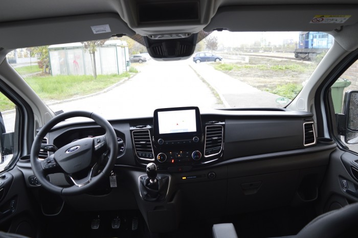 Izgalmas erőfurgont faragtak a Transitból 2 Izgalmas erőfurgont faragtak a Transitból 2