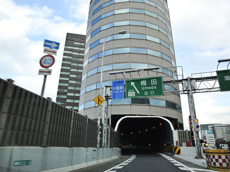 Nem költöztek el, köréjük építették a hidat 3