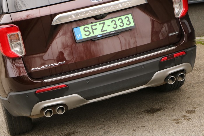 Ford Explorer – Bestiális családi bálna zöld rendszámmal 12 Ford Explorer – Bestiális családi bálna zöld rendszámmal 12