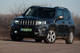 Hibrid Jeep, nemcsak városi dágványba - Jeep Renegade 4xe Limited