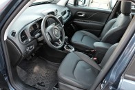 Hibrid Jeep, nemcsak városi dágványba – Jeep Renegade 4xe Limited 65