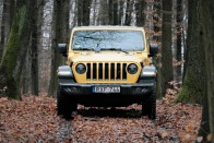 Csinos is, ügyes is, de inni is nagyon tud – Jeep Wrangler benzinmotorral 2