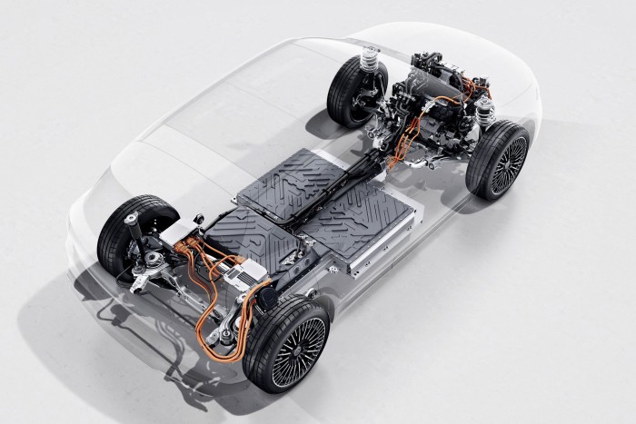 Bemutatta legkisebb villanyautóját a Mercedes 7