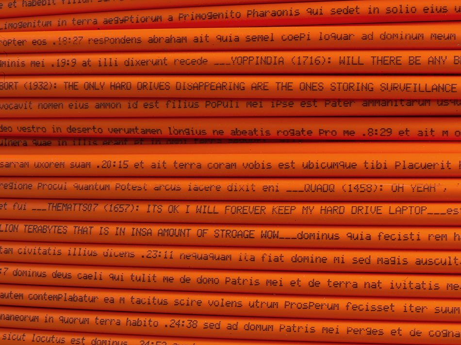 A világ legnagyobb Bibliája hosszabb, mint a Velencei-tó 2