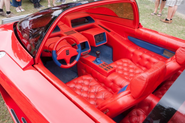 35 éves a Peugeot egyik legvakmerőbb lázálma, a Proxima tanulmány 3 | Vezess 35 éves a Peugeot egyik legvakmerőbb lázálma, a Proxima tanulmány 3