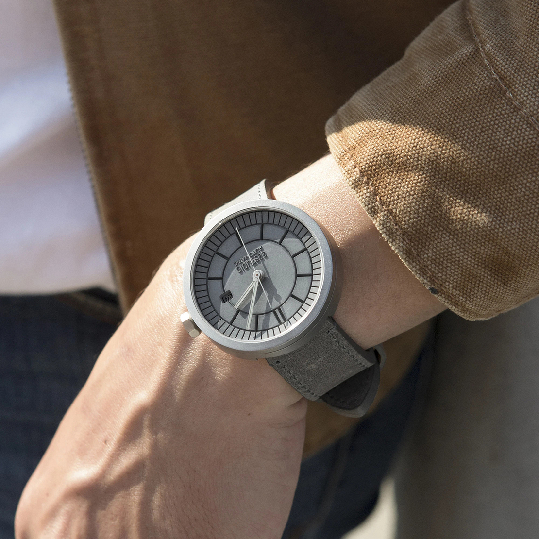 Kőkemény lehetsz ezzel a minimalista, betonból készült karórával 3