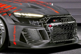 Győrben készül az Audi legújabb versenyautójának a motorja