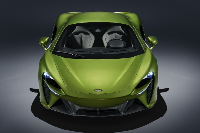 Kész a McLaren új hibrid szupersportkocsija 8