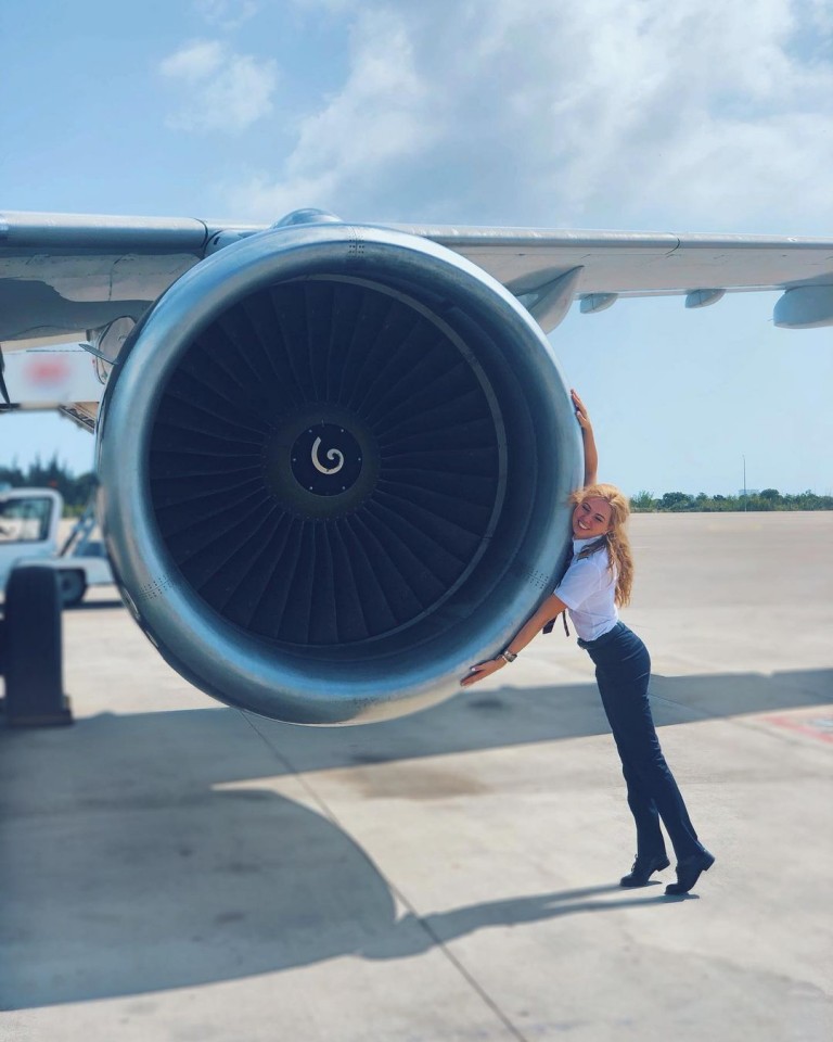 Alenával, az orosz pilótával ejtőernyő nélkül is a magasba repülnénk 12