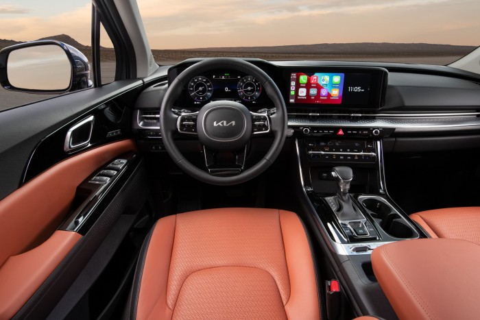 Elképesztő kényelmet kínál ez a Kia 9