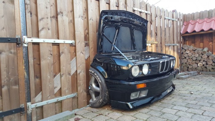 Ez a BMW nem azért füstöl, mert kigyulladt a motorja 2
