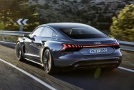 Ez a német autó még a Tesla-hívőket is meggyőzheti 63