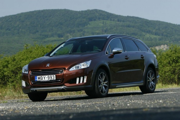 Leállósávot használtak a biztonság érdekében, százezres bírság járt érte 4 | Vezess Leállósávot használtak a biztonság érdekében, százezres bírság járt érte 4