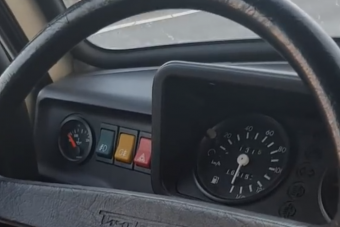 Ezekre a 150 km/óra felett száguldó Trabantokra mindenki rácsodálkozik