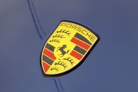 Mit tud egy 700 lóerős Porsche Budapest belvárosában? 44