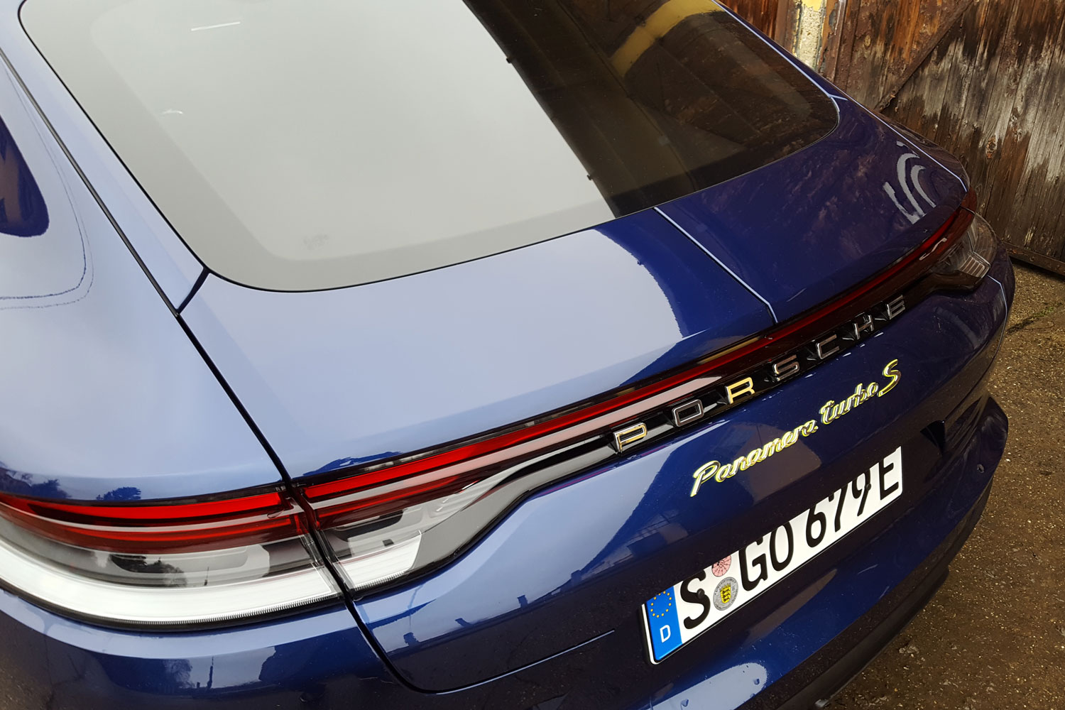 Mit tud egy 700 lóerős Porsche Budapest belvárosában? 17