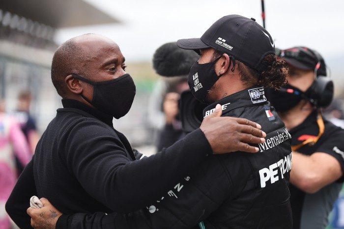 F1: Apja már Hamilton visszavonulására célozgat