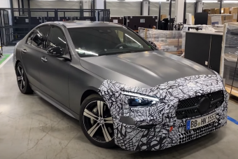 V8 helyett négyhengeres motort kap a Mercedes-Benz C63 AMG