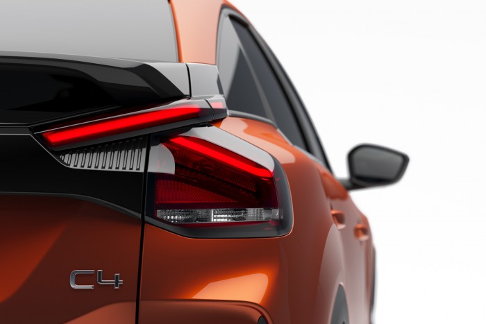 Stílusos terepkupé, extra komforttal – Citroën C4 8 Stílusos terepkupé, extra komforttal – Citroën C4 8