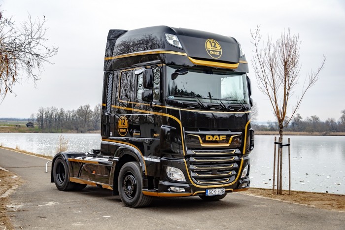 Párját ritkítja ez a magyar rendszámú nyerges