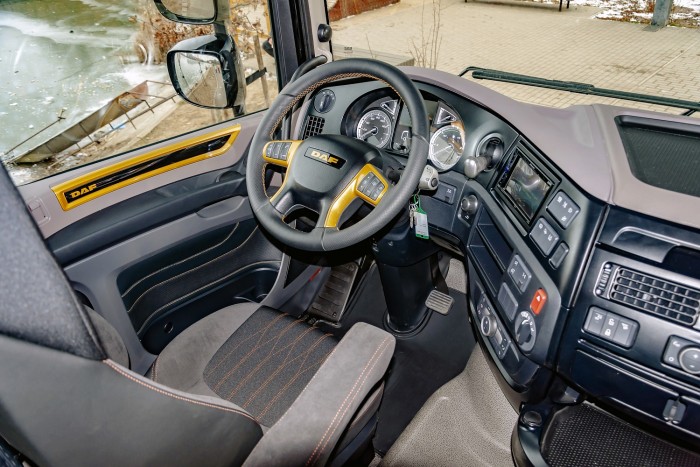 Párját ritkítja ez a magyar rendszámú nyerges 2