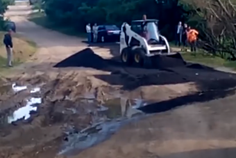 Ezekre a hajmeresztő orosz útjavításokra mindig rácsodálkozunk