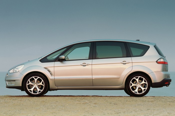 3 hónapja szerelik az autómat, meddig várjak? 3