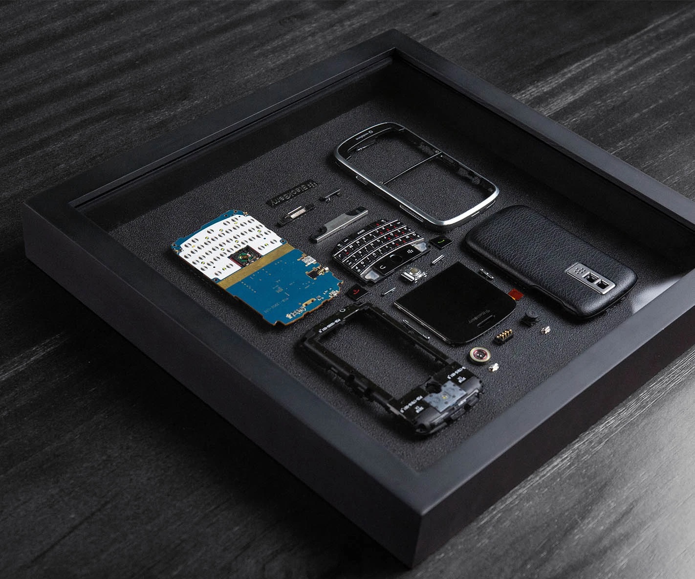 Menő faldísz lehet a régi okostelefonból 2