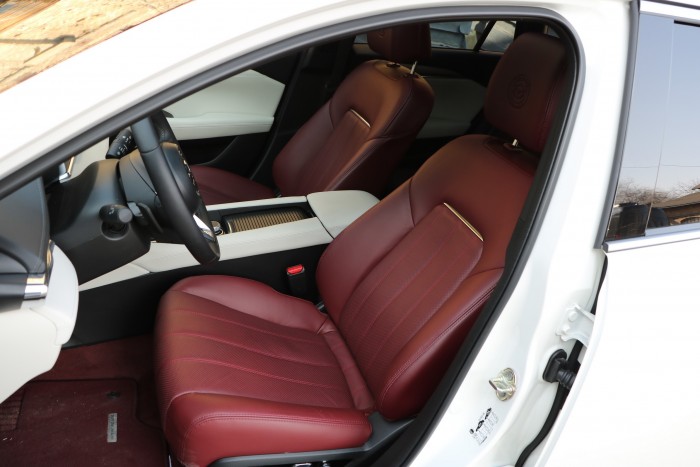 A klasszikus autók egyik utolsó példánya a Mazda6 4 A klasszikus autók egyik utolsó példánya a Mazda6 4
