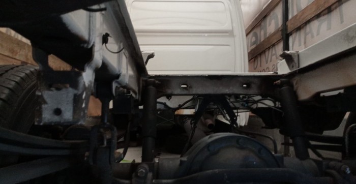 Meglepő áru volt a trélerre rakott furgonban 2