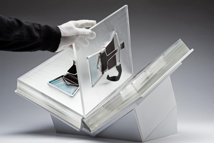 Felszeleteltek és könyvbe zártak egy kotyogóst