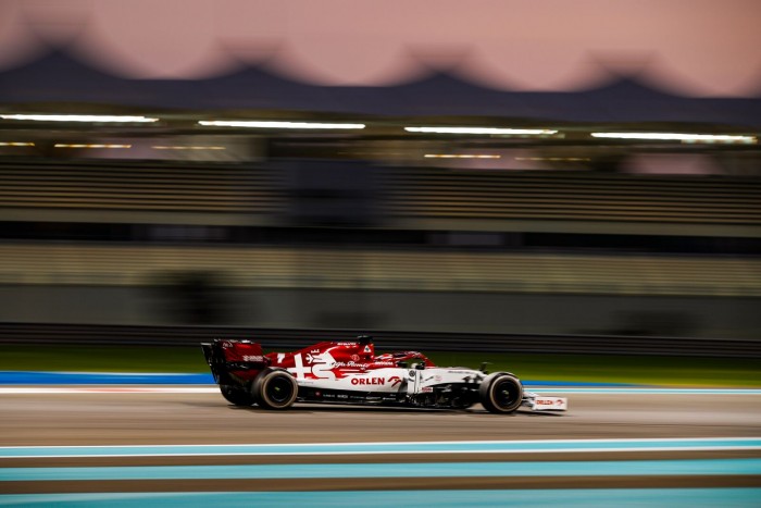 F1: Lebuktak Räikkönenék az új autóval 2