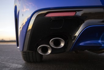 Három sportmodellel erősít a Lexus