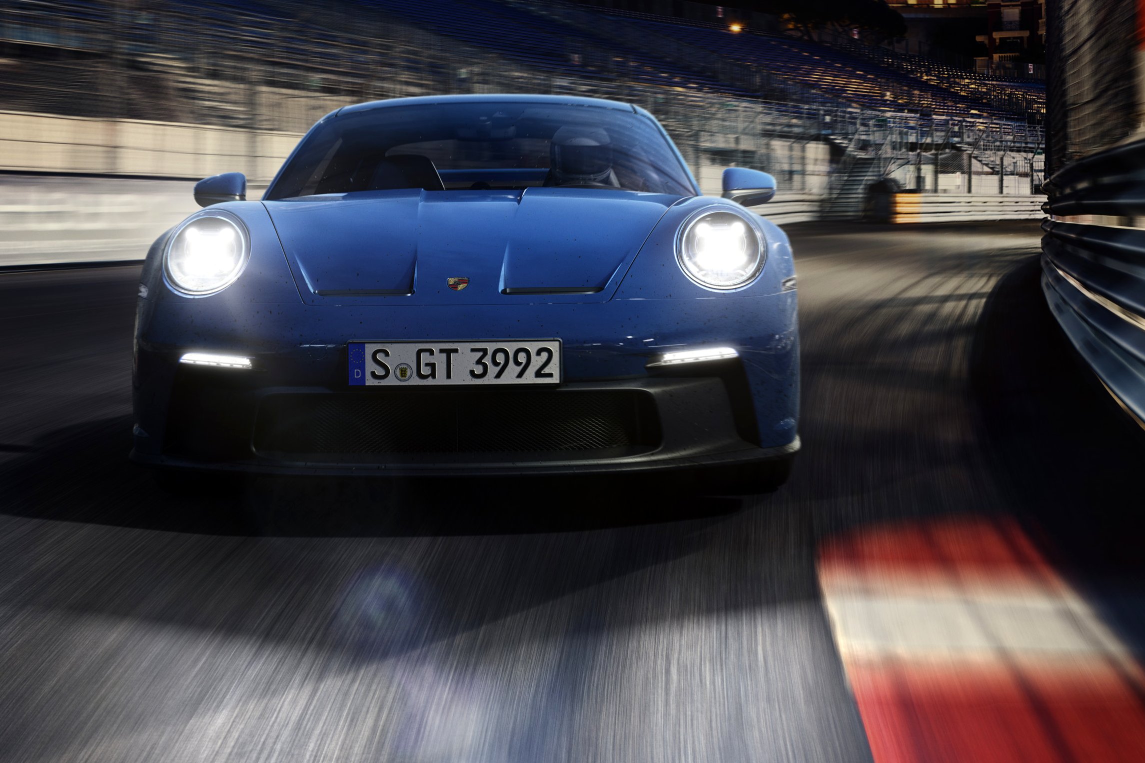 Az új Porsche 911 GT3 épp csak nem versenyautó 34