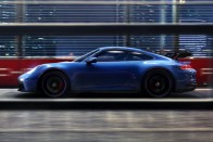 Az új Porsche 911 GT3 épp csak nem versenyautó 61