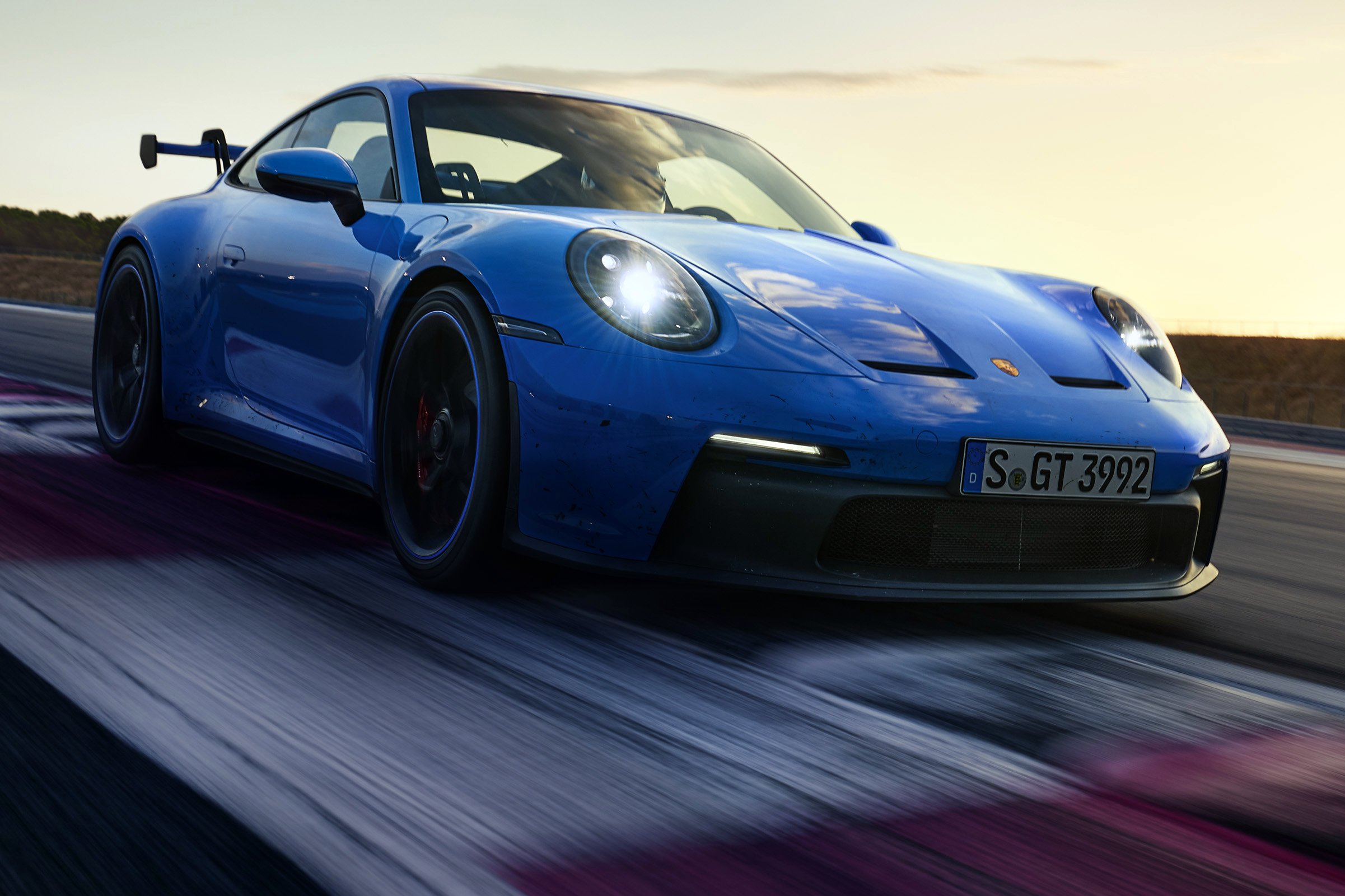 Az új Porsche 911 GT3 épp csak nem versenyautó 8