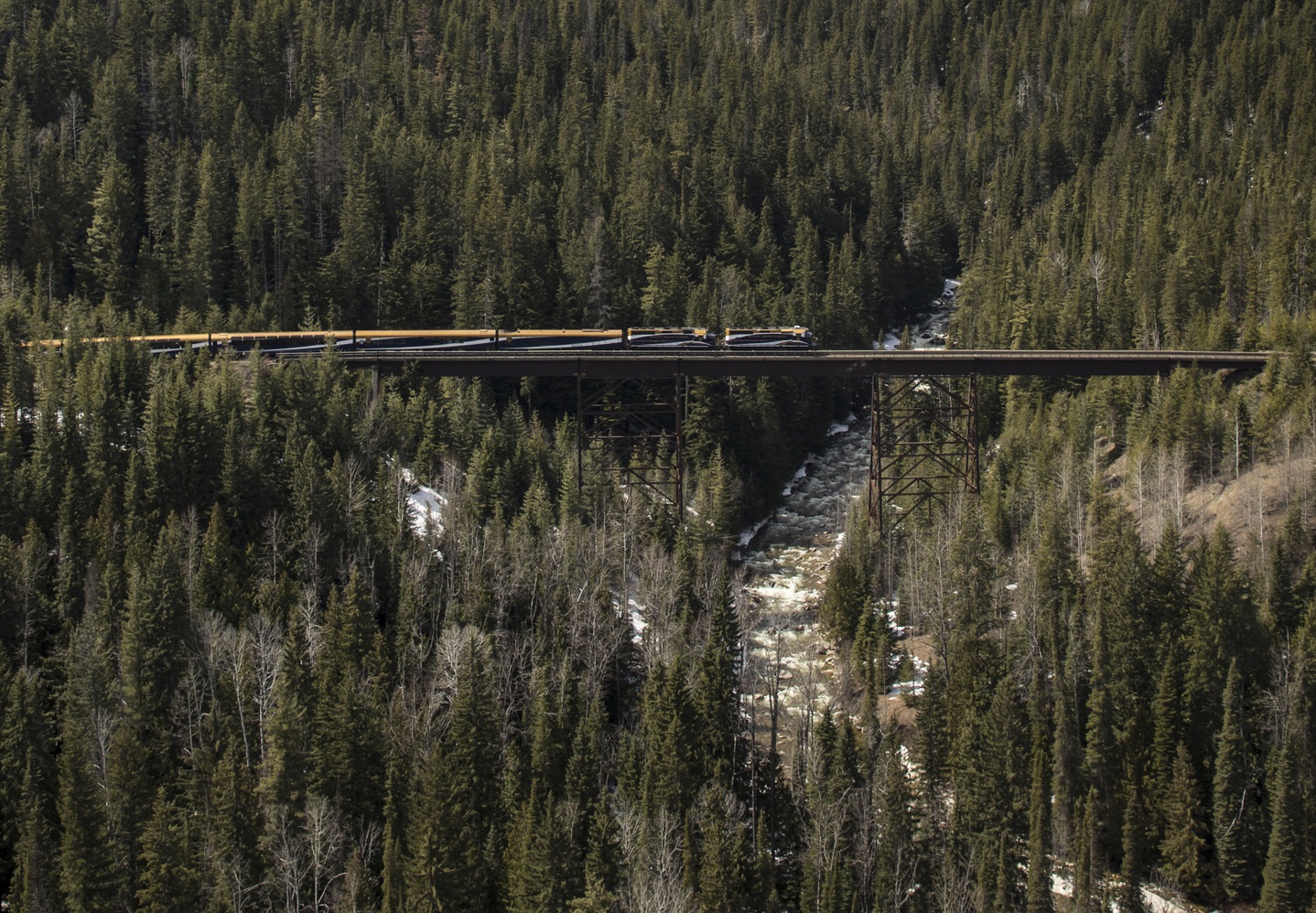 Üvegtetős panorámavonatokkal járható be a vidéki Amerika 1 | Vezess Üvegtetős panorámavonatokkal járható be a vidéki Amerika 1