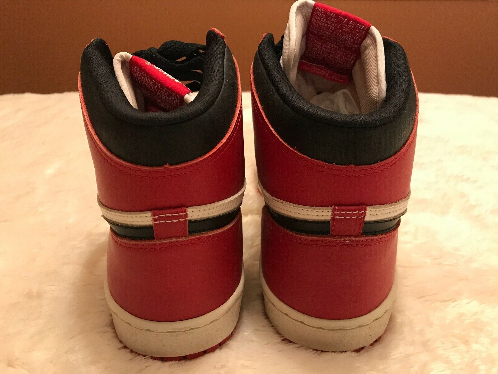 300 milliót kérnek egy pár 1985-ös Nike sportcipőért 3