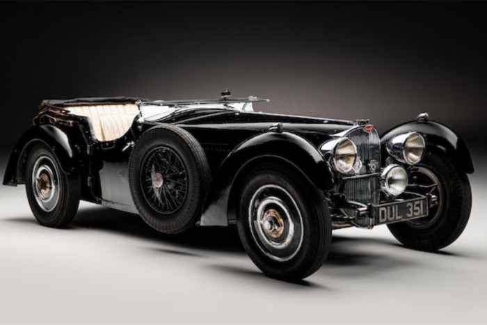 Milliárdokért árverezhetnek el egy ritka Bugattit