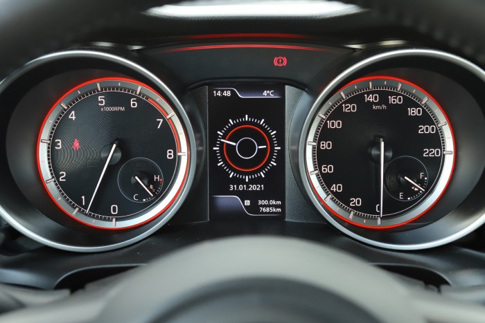 Hibridként, gyengébb motorral is szerethető maradt a Swift 9 Hibridként, gyengébb motorral is szerethető maradt a Swift 9