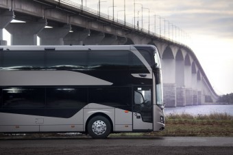 Új busszal készül a turizmus újraindulására a Volvo