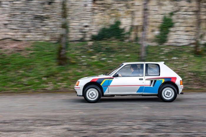 Valódi raliautó rendszámmal, és nem akárkié volt 9