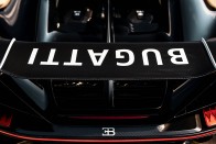 Elkészült a háromszázadik Bugatti Chiron 30